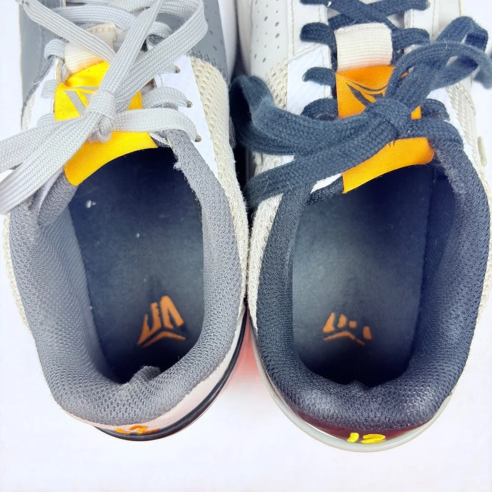 Nike ja mismatched